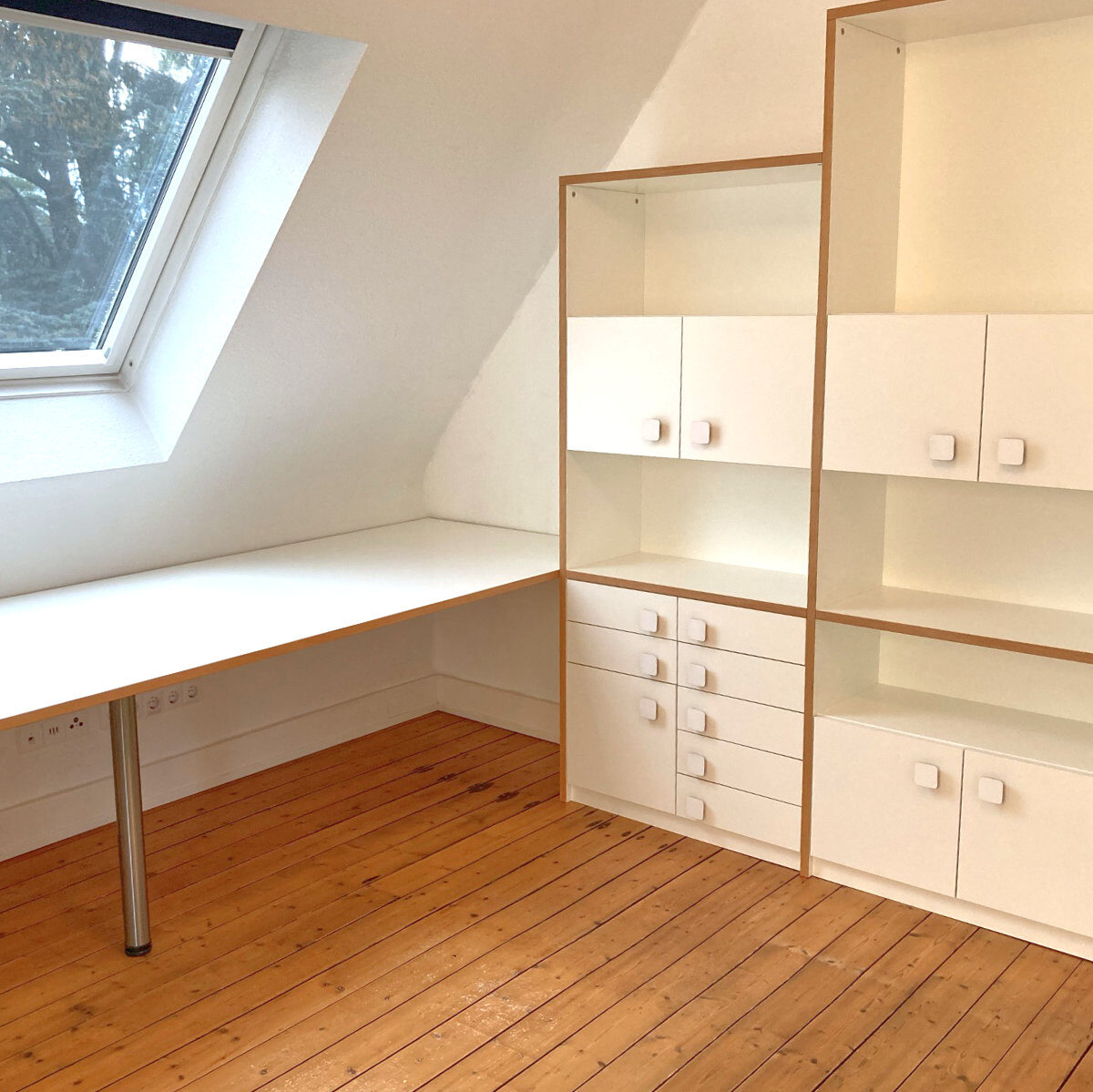 Innenausbau 01 02 Innenausbau 01 02