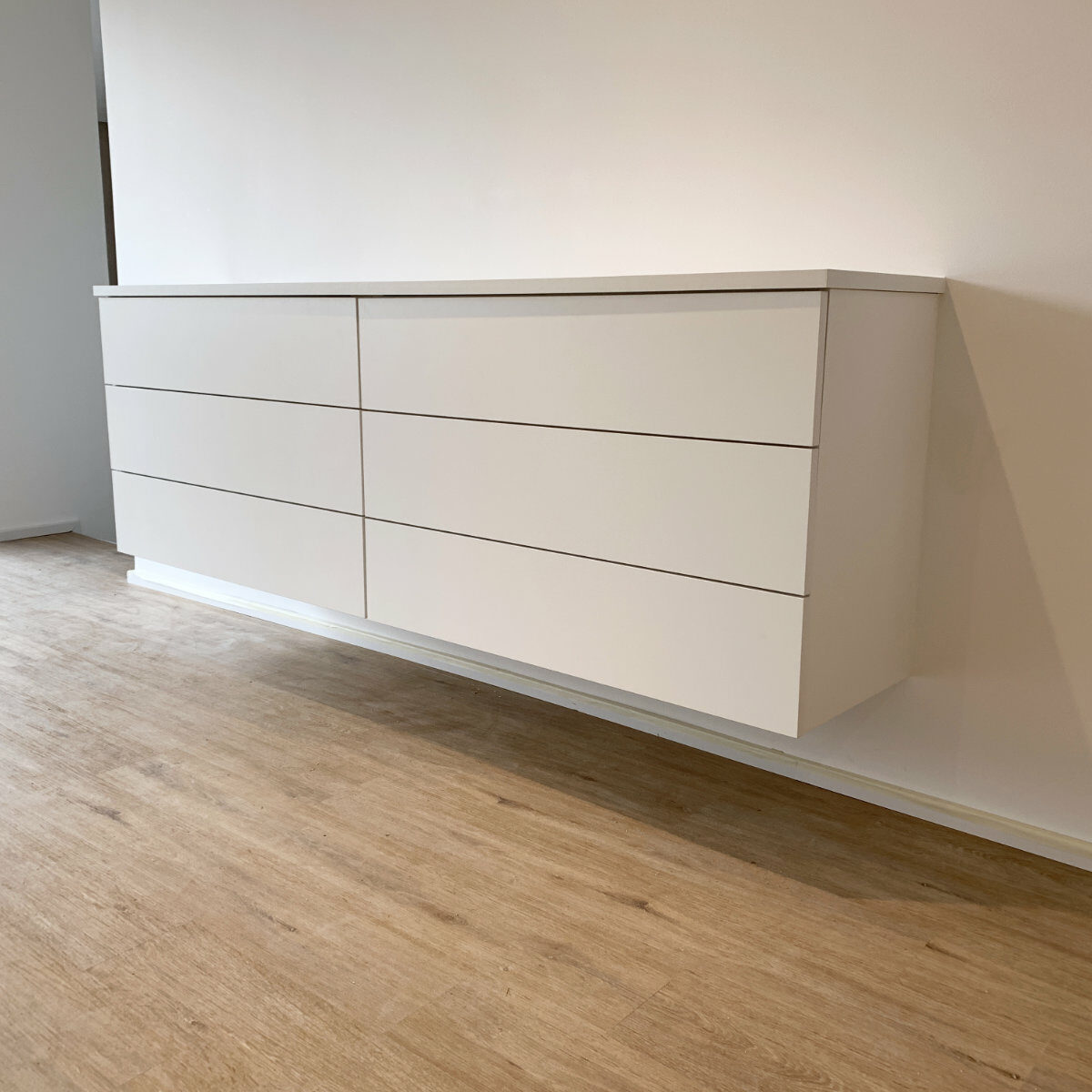 Innenausbau 16 01 Innenausbau 16 01